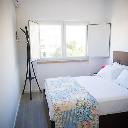 Apartment E.c House *