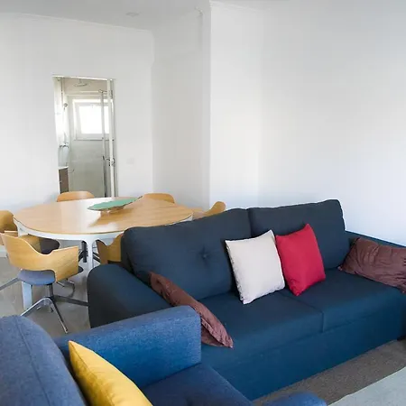 E.c House * Almada