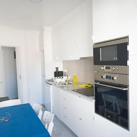 Apartment E.c House *